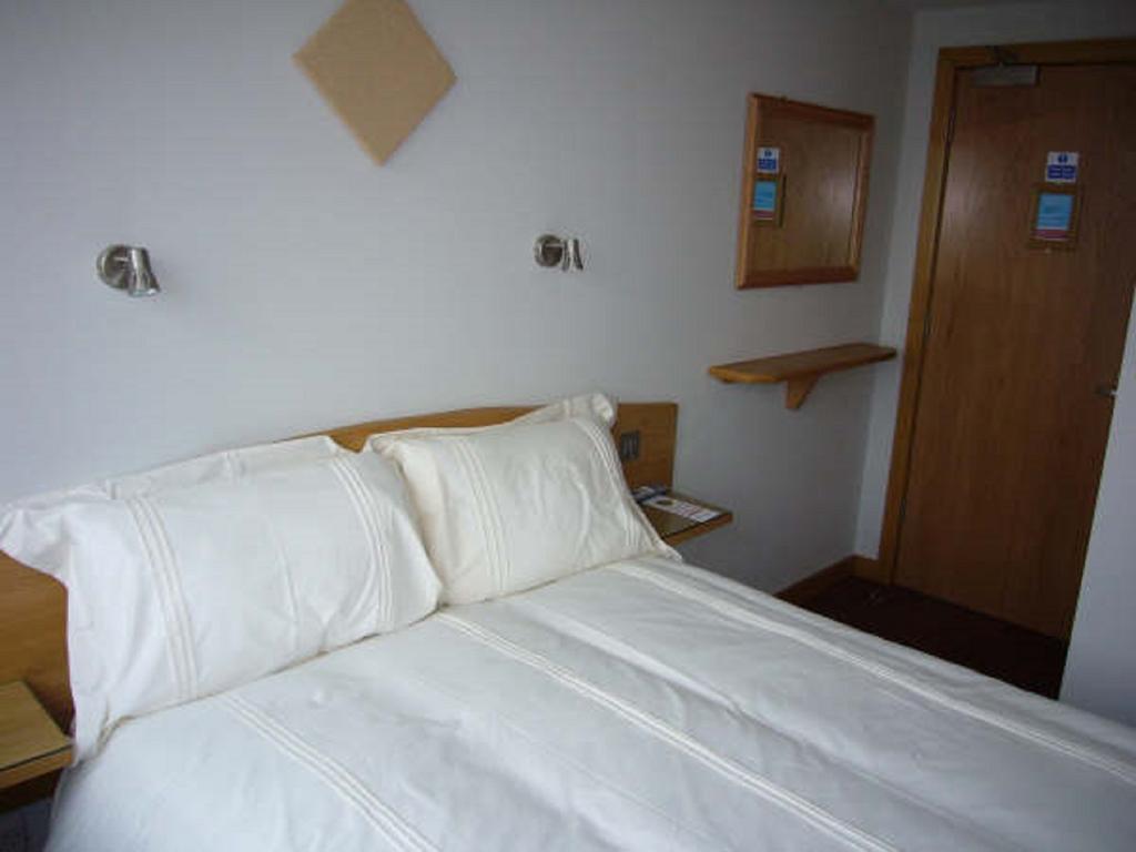 Rosemount Hotel Heathrow 하운슬로우 외부 사진